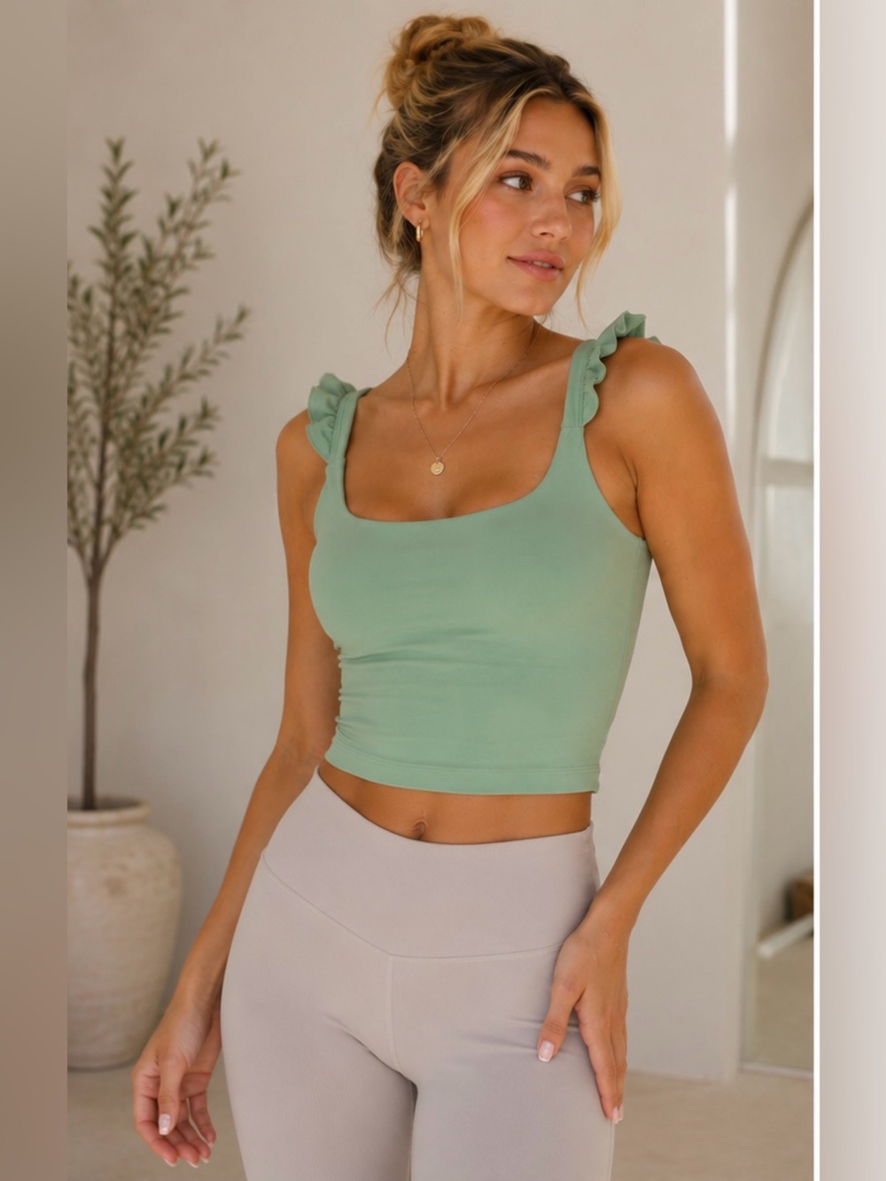 Blogilates Hedge Green Ruffle Tank NWT